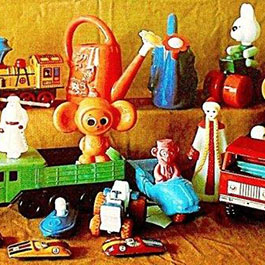 Продать старинные детские игрушки
